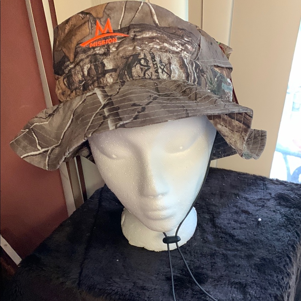 NWT-Mossy Oak Camouflage Bucket Hat with Orange Mission Logo